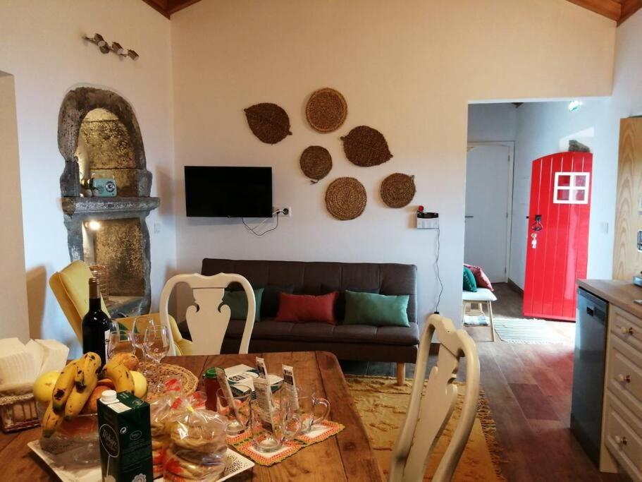 Вилла Ti Choa - Casa Do Biscoitinho Ангра-ду-Эроижму Экстерьер фото